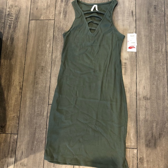 Olive green form fitting dress - Picture 1 of 2